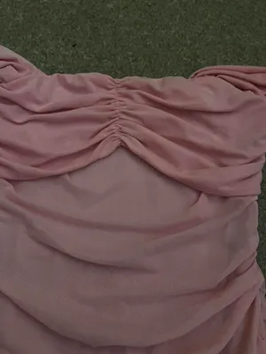 Pink ruched body con dress #partydress #goingout Wore it once for an event No flaws thumbnail 3