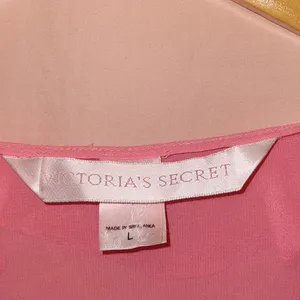 Victoria's Secret nightshirt. (#138) thumbnail 5