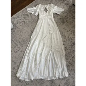 Lulus Elegant Confidence White Satin Flutter Sleeve Cutout Maxi Dress Size XS thumbnail 4
