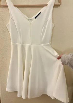 Lulu’s White Skater Dress - S thumbnail 1
