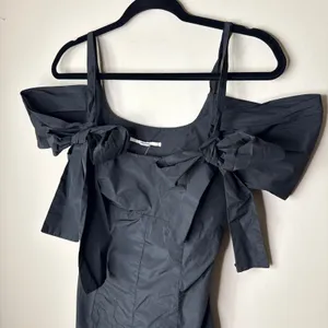 Urban Outfitters Kimchi Blue Monet Bow Strap Mini Dress‎ Black Size Medium Party thumbnail 7