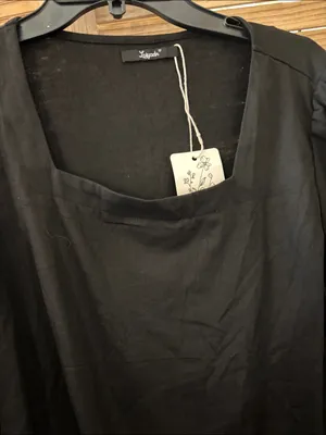 Black Square thumbnail 4