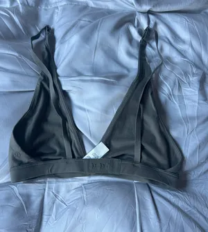 Lululemon Wundermost Triangle Bralette thumbnail 4