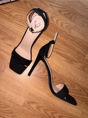 NIB-Windsor BOBO-2 heels with ankle strap thumbnail 2