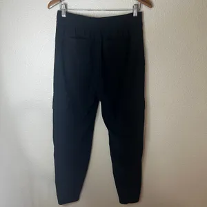 Athleta Chelsea Cargo Lined Jogger Pants in black 6 thumbnail 5