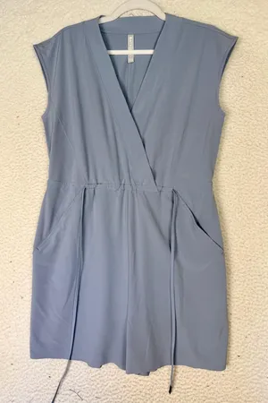 Athleta Romper Womens S Blue V-Neck Sleeveless Pockets Jersey Casual Summer thumbnail 1