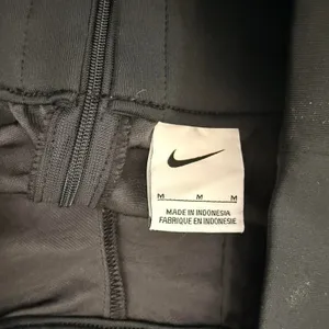 Nike High Waisted Tennis Shorts - M thumbnail 5