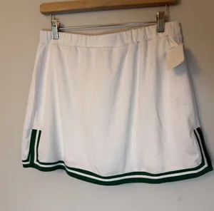 nanette lepore play white Athletic skort green trim Tennis Skort Sz M NWT thumbnail 1