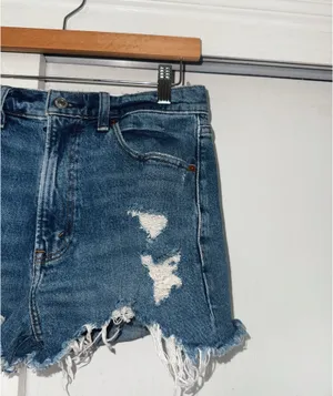 The Mom Short High-Rise Abercrombie Shorts thumbnail 2