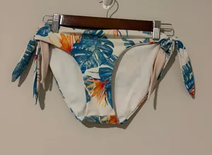 Women’s Roxy Bikini Bottoms thumbnail 1