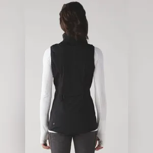 Lululemon Run For Cold Vest PrimaLoft Stretch Glide Material in Black Size 6 thumbnail 2