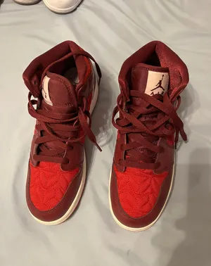 Nike Jordan 1 Mid thumbnail 2