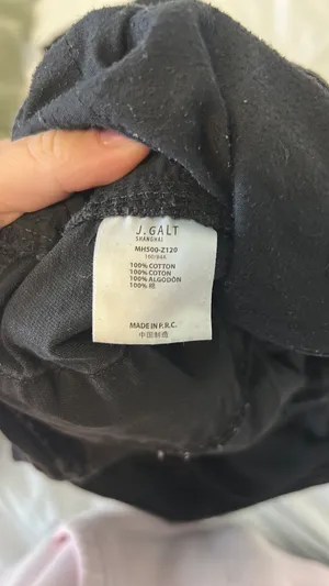 Brandy Melville Black Low-Rise Cargo Pants thumbnail 4