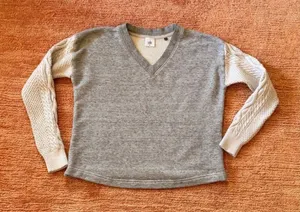 CAbi Cable Knit Sleeve V-Neck Sweatshirt XS Gray Cotton Blend thumbnail 1