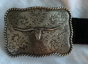 POLISHED & ETCHED DESIGN STAINLESS STEEL BUCKLE & LEATHER BELT.Sz: L thumbnail 1
