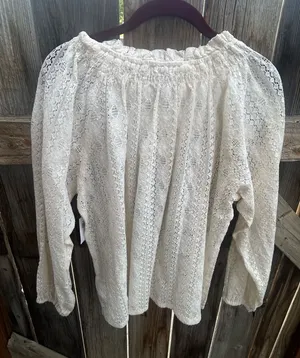 Old Navy Blouse thumbnail 1