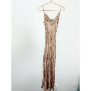 Shona Joy La Lune Bias Cowl Maxi Dress in Desert Rose Satin Size 4 Cocktail thumbnail 14