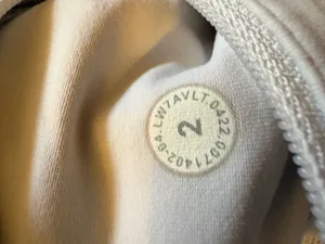 Lululemon Shorts Speed Up white thumbnail 4