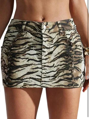 Amazon mini skirt  thumbnail 3