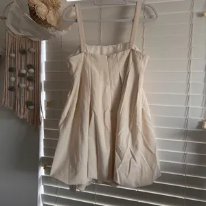 Commense Ivory Pleated Bubble Mini Dress NWT Quiet Luxury Coquette Linen XL thumbnail 5