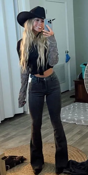 Hollister Jeans thumbnail 1