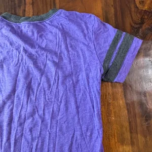 Campus Lifestyle Colorado Rockies MLB Purple V-Neck Graphic T-Shirt Womens Small thumbnail 11