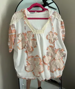 POL White Boho Embroidered Peasant Top with Peach Accents thumbnail 1