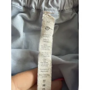 Lululemon Lined Running Shorts Womens 10 Lt Blue Split Hem thumbnail 2