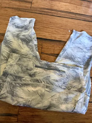 Lululemon cropped legging thumbnail 6