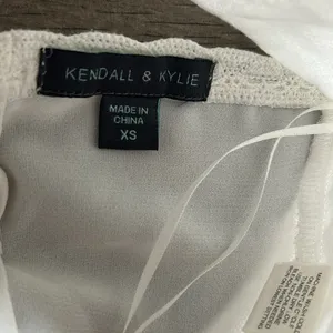 Kendall & Kylie halter thumbnail 2