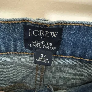 J Crew Jeans Mid Rise Flare Crop Womens 27 Button Fly Blue Retro Denim Preppy thumbnail 2
