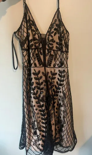 Dress thumbnail 1