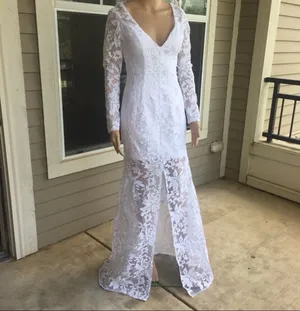 White Lace Long-Sleeve Bridal Gown with V-Neck and Front Slit thumbnail 3