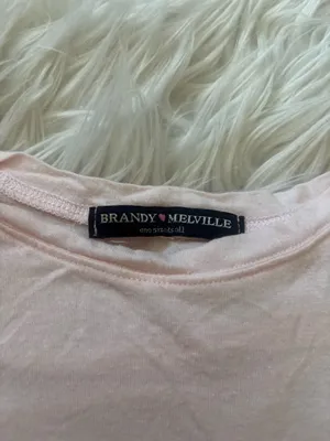 Brandy Melville Pink Knit Solid Round Neck Cap Sleeve T-Shirt One Size thumbnail 2
