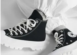 Converse Chuck Taylor All Star Hi Lugged – W 10, Black/White, Lightly Worn thumbnail 2