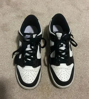 Nike Panda Dunks thumbnail 2