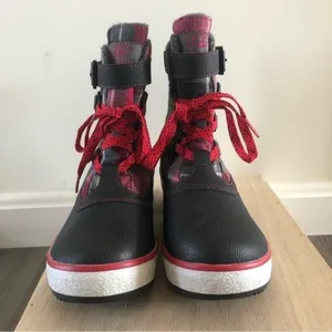 Ugg Decatur Red & Black Plaid Lace Up‎ Rubber Duck Winter Boots 6 thumbnail 3