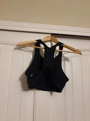 Lululemon Fast & Free Sports Bra Black Size 6 Nulux Material Style W2AMIS thumbnail 2