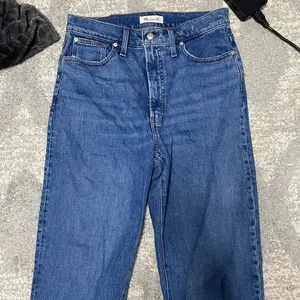 The Perfect Vintage Straight Jean in Mayfield Wash thumbnail 4