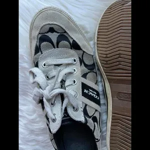 Coach Signature Canvas Sneakers size 8 thumbnail 4