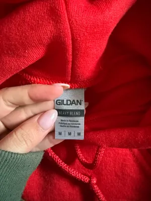 Gildan Manchester United Sweatshirt thumbnail 2