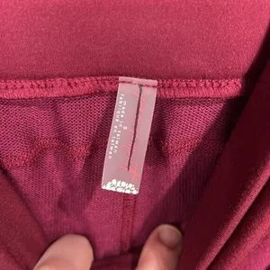 new Free People Stirrups High Waist Fleece Leggings Small Burgundy Micro fleece thumbnail 3