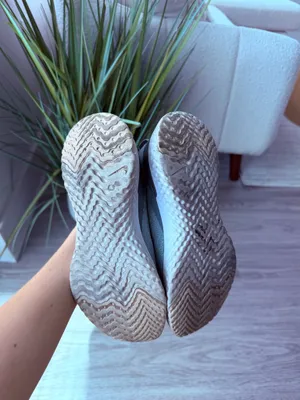 Nike Epic React Flyknit Blue / Gray Sneakers thumbnail 5