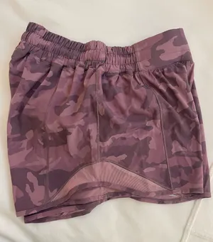 Lululemon Hotty Hot Shorts Pink thumbnail 6