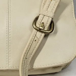 Vintage Fossil Crossbody Bag #75082 Medium Cream Soft Leather Adjustable Strap thumbnail 9