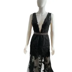 Sherri Hill Black Lace Plunging V-Neck Beaded Waist Formal Gown Dress Size 4 thumbnail 15