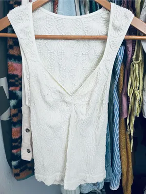 Free People Love letter Tank sweetheart sz M/L. Cream thumbnail 3