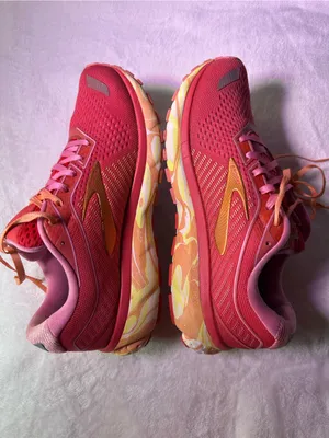 Brooks Women's Pink Athletic Running Shoe - Breathable Support thumbnail 10