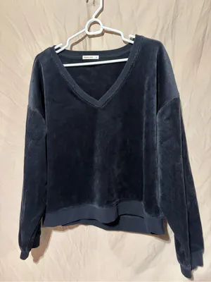 Marine layer crewneck thumbnail 1