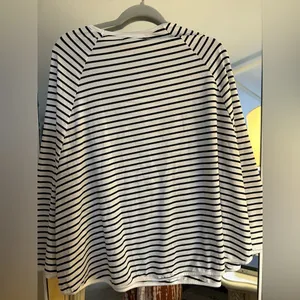 NEW Nursing Cover Baby Striped Black & White One Size Shirt thumbnail 2